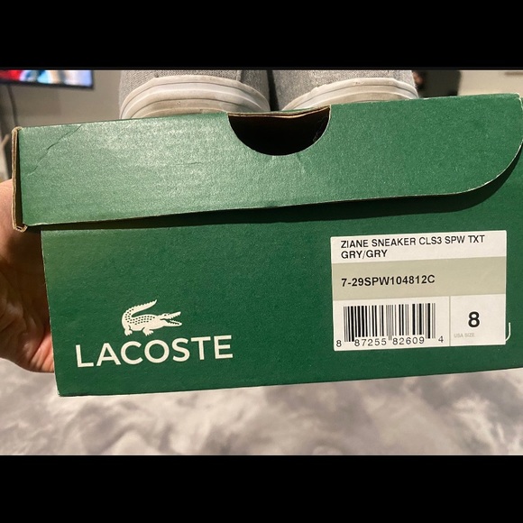 Lacoste Sneaker Size 8 - Picture 3 of 3
